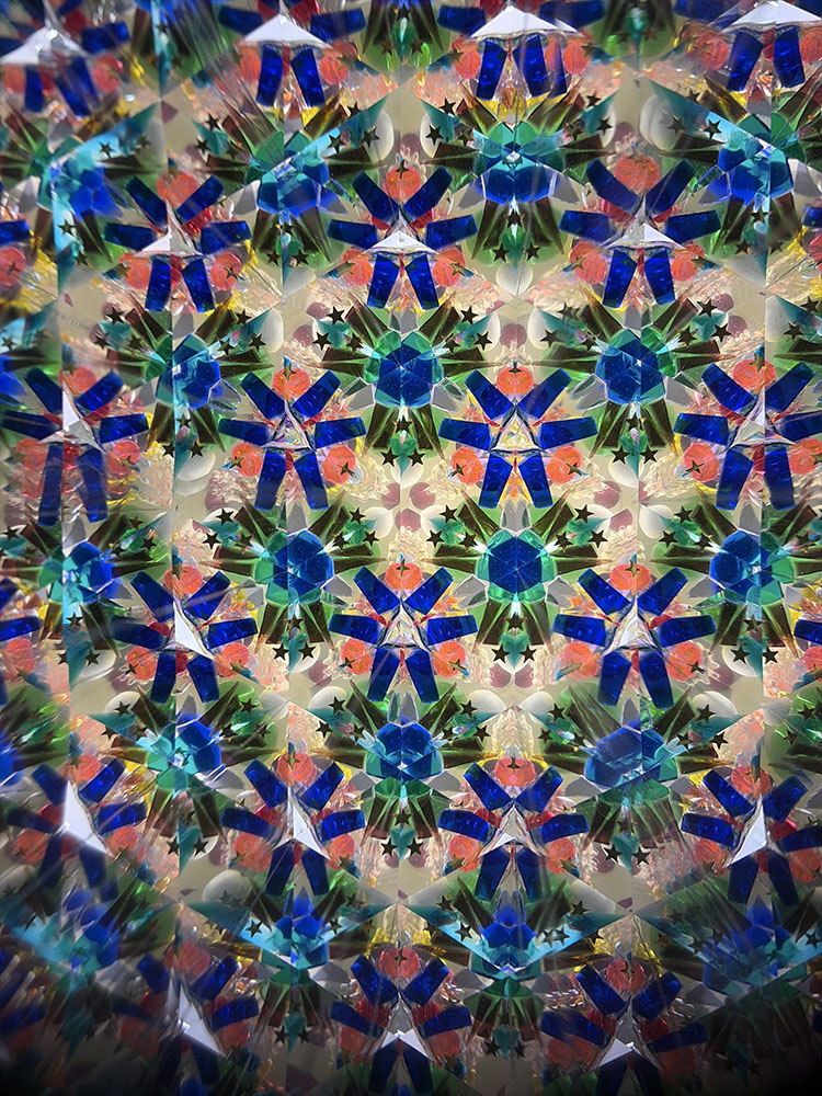 キャロリンベネット_Mondrian_メイン