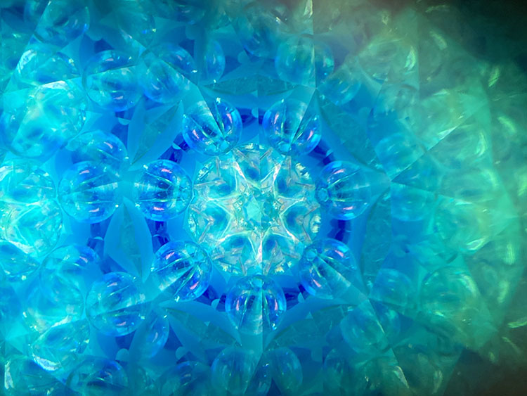 Chie_CE6011_メイン