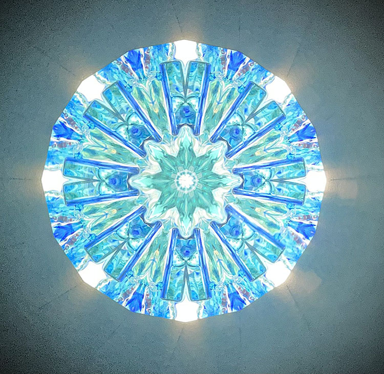 山見_YA-BLUE_メイン2